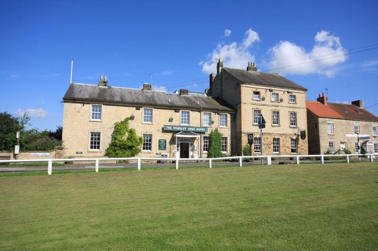 Worsley Arms Hotel Hovingham Exterior foto